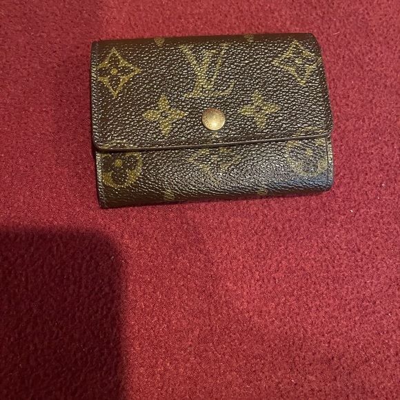 Louis Vuitton Brown and Gold Monogram Card Holder - Picture 1 of 3